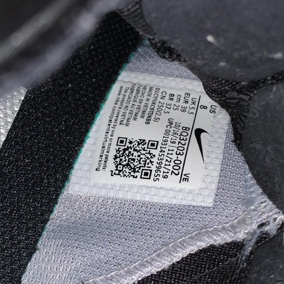 Nike Running Shoes - Picture 4 of 4